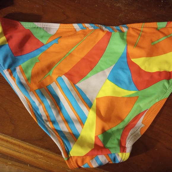Colorful Geometric Bikini Bottom - Picture 3 of 4